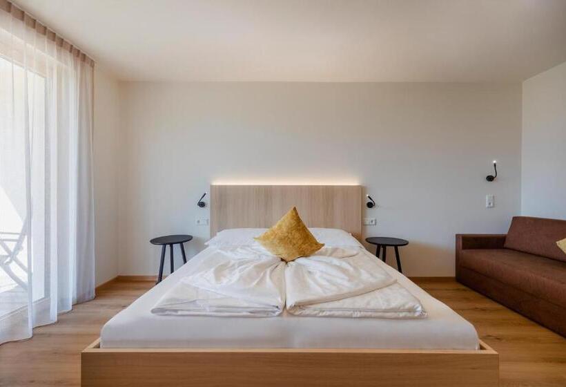 带1个卧室的带阳台的公寓, Margun   Apartments & Panoramarooms