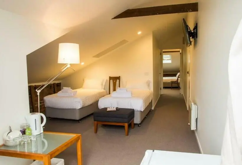 ２ベッドルームアパートメント, Ratho Farm