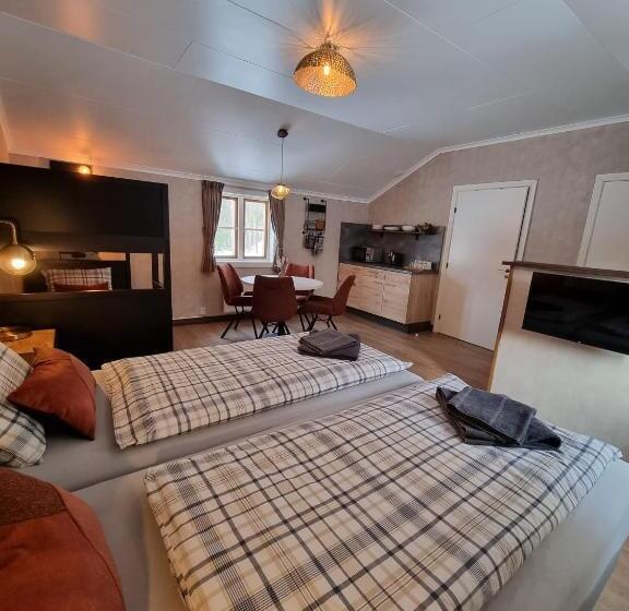 Четырехместный Номер Стандарт, Strandås B&b