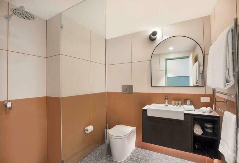 חדר סטודיו סטנדרד, The Brook By Nightcap Plus