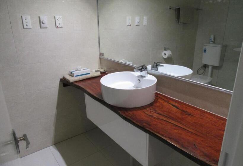 패밀리 룸, Acacia Rose Motor Inn