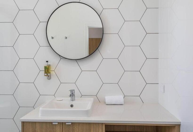 StandaardKamer, Civic Apartments