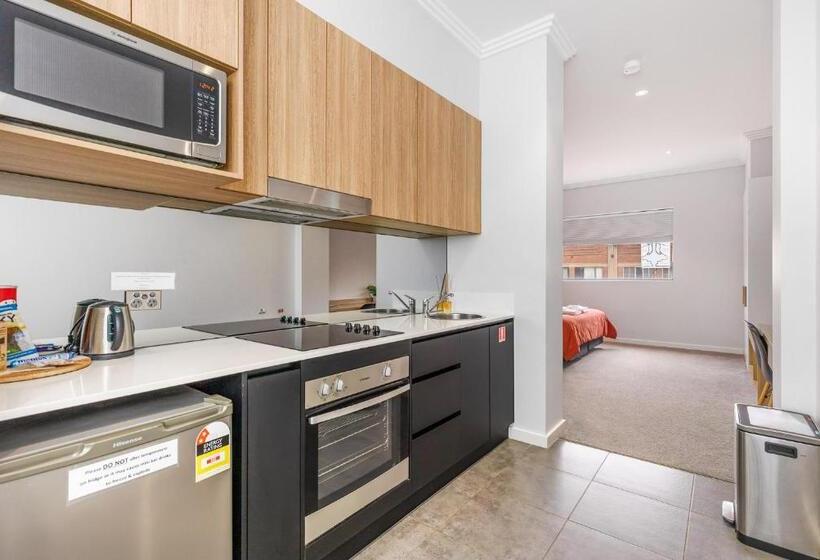 Suite, Civic Apartments