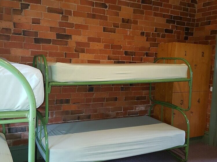 공동 객실, Mansfield Travellers Lodge