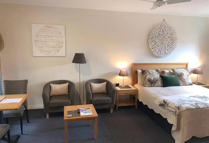 キングサイズベッドのデラックスルーム, Motel On A Beckett