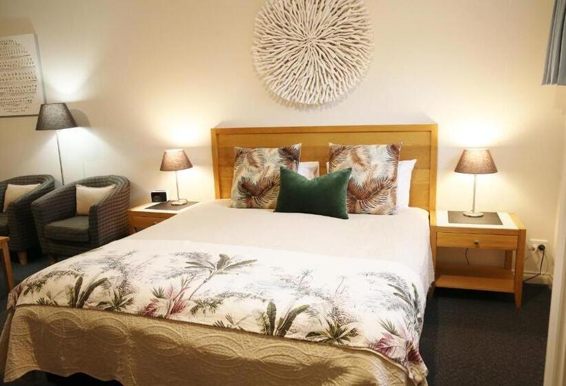 带大床的豪华间, Motel On A Beckett