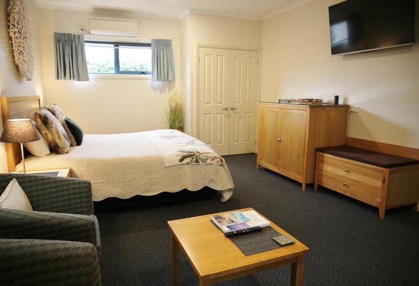 带大床的豪华间, Motel On A Beckett