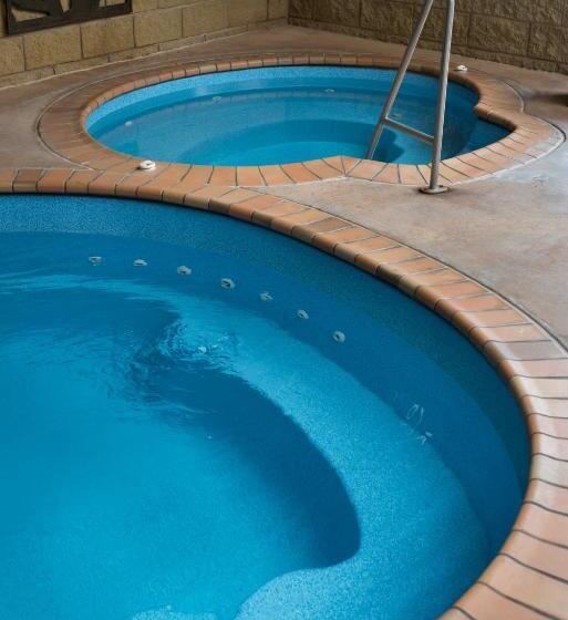 带大床的豪华间, Motel On A Beckett