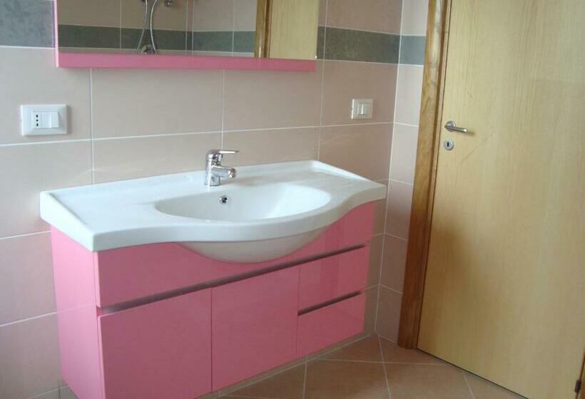 شقة 3 غرف, Il Glicine