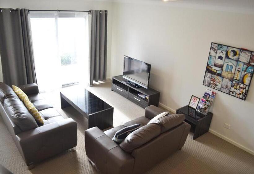 منزل 3 غرف نوم, North Coogee Beach House