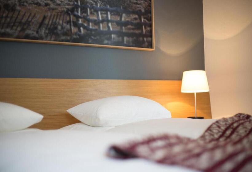 Номер Стандарт, Piltriquitron Lodging