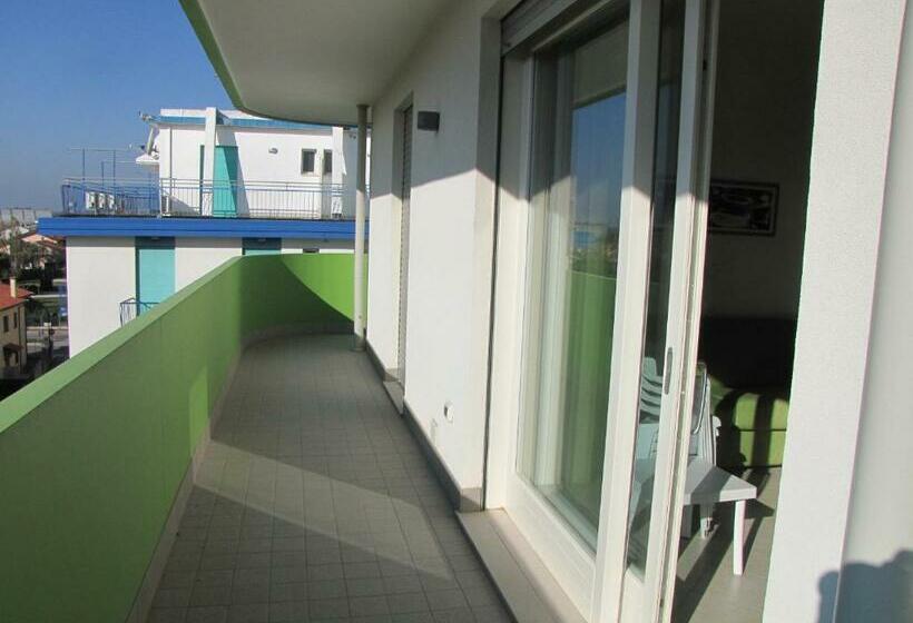 Apartamento 1 Quarto Vista Mar Lateral, Residence Gianka   Agenzia Cocal