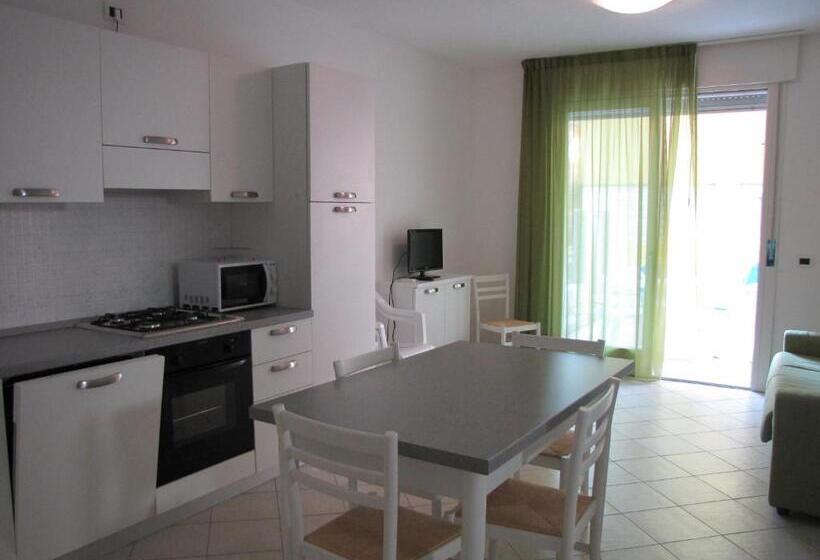 Apartamento 1 Dormitório, Residence Gianka   Agenzia Cocal