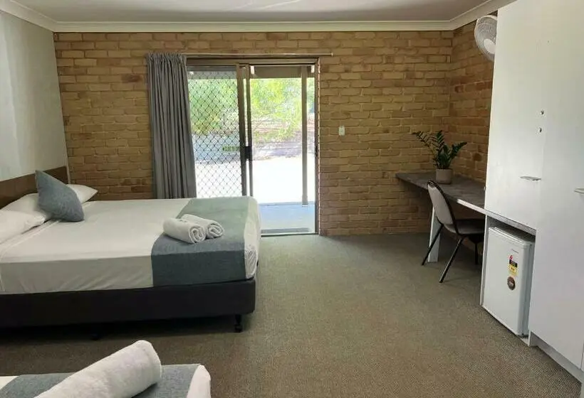 プールビューの２ベッドルームアパート, Big4 Noosa North Shore