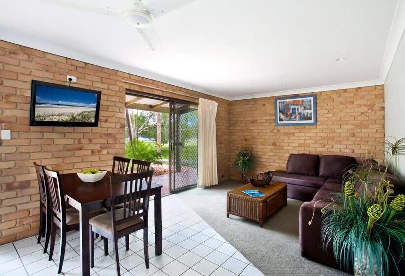 דירת 2 חדרי שינה עם נוף לבריכה, Big4 Noosa North Shore