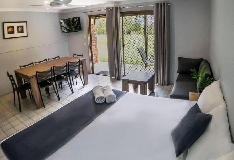 1 Bedroom Apartment Lake View, Big4 Noosa North Shore