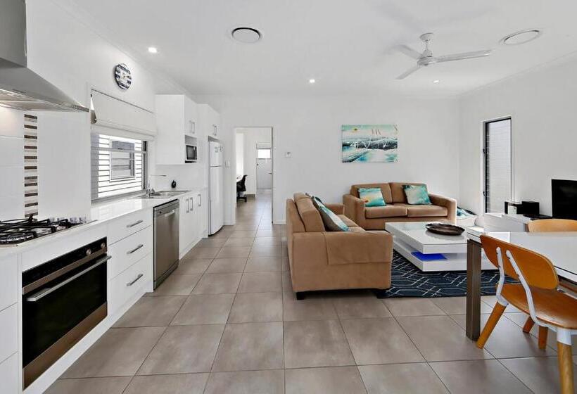 Дом 2 Спальни, Woodgate Beach Houses