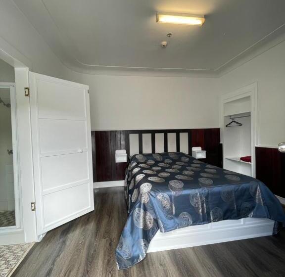 Quarto Estandar, Tamworth Lodge Motel