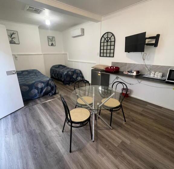 Quarto Estandar, Tamworth Lodge Motel