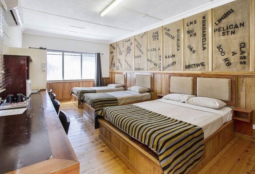 חדר משפחתי, Tamworth Lodge Motel
