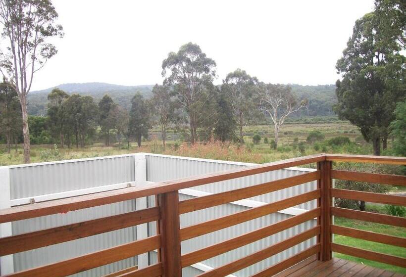 דירת חדר, Top Of The Lake Holiday Units