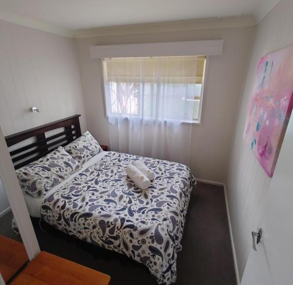 דירת חדר בקומת קרקע, Top Of The Lake Holiday Units