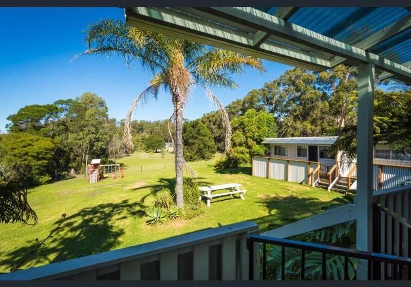 דירת חדר, Top Of The Lake Holiday Units