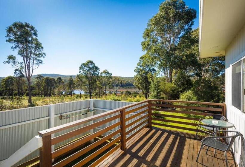 דירת חדר, Top Of The Lake Holiday Units