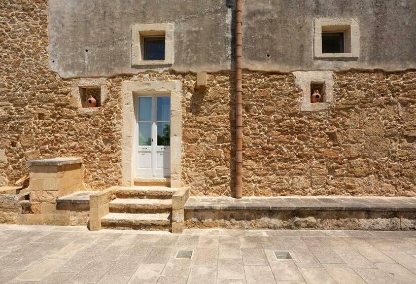 سوییت جونیور, Masseria Borgo Mortella