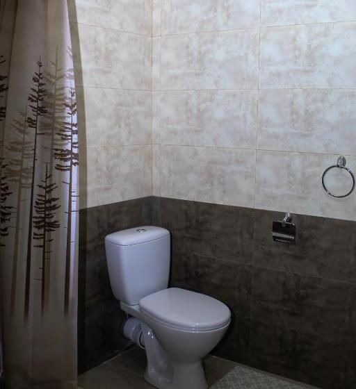 스위트, Bee Lucky Hostel And Tours