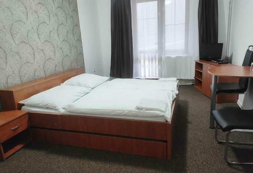 غرفة قياسية مزوَّدة بشُرفة, Horský Hotel Eva