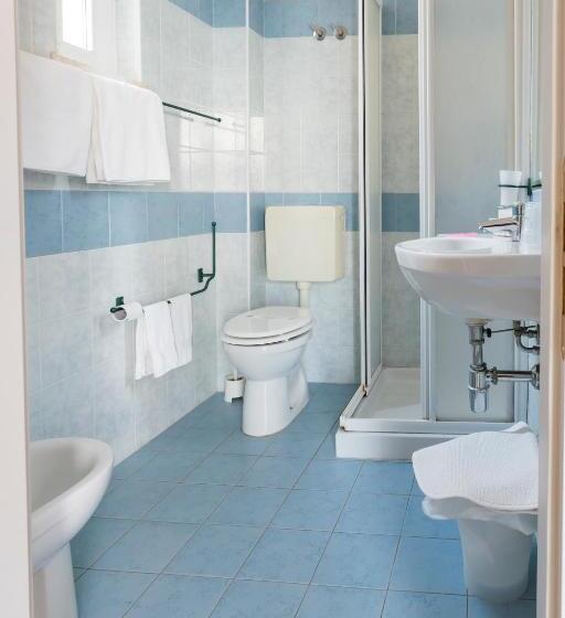 Четырехместный Номер Стандарт, Casadei