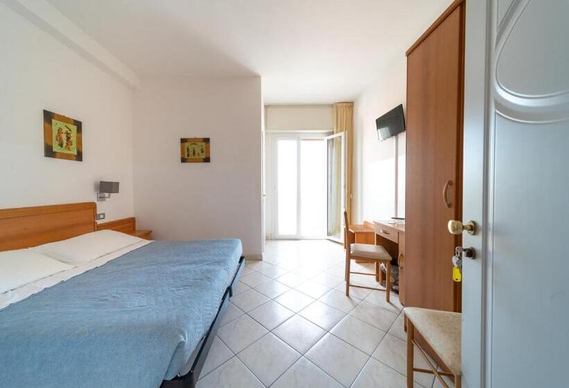 Четырехместный Номер Стандарт, Casadei