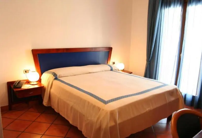 スタンダードルーム, Locanda Dei Trecento