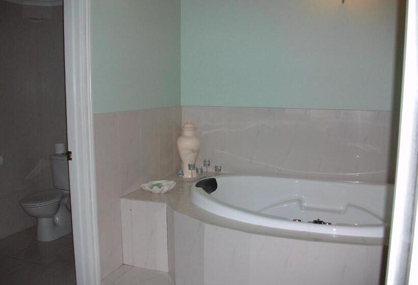 디럭스 스위트, Stella S Dromana