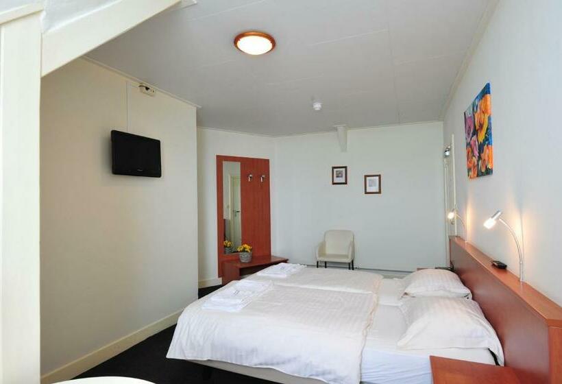 חדר משפחתי, T Streefkerkse Huis