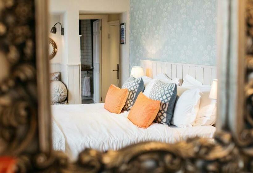 デラックスルーム, The Bull