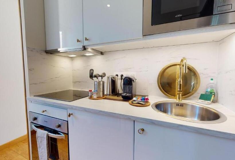 Номер Deluxe с Балконом, Villa Elisa M