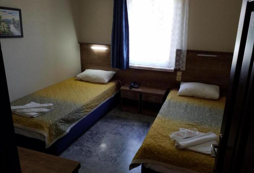 Habitació Quàdruple Deluxe, Irem Apart