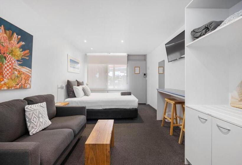 חדר סטנדרט, Moody's Motel