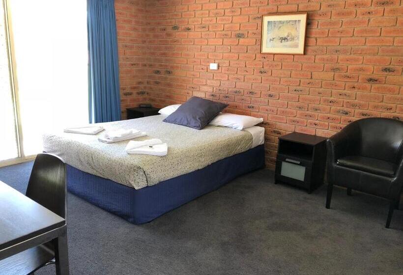 חדר משפחתי, Bullanginya Lodge