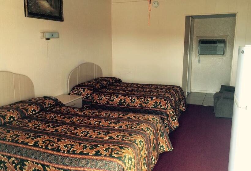 Номер Стандарт 2 Двуспальные Кровати, Relax Inn Goldthwaite