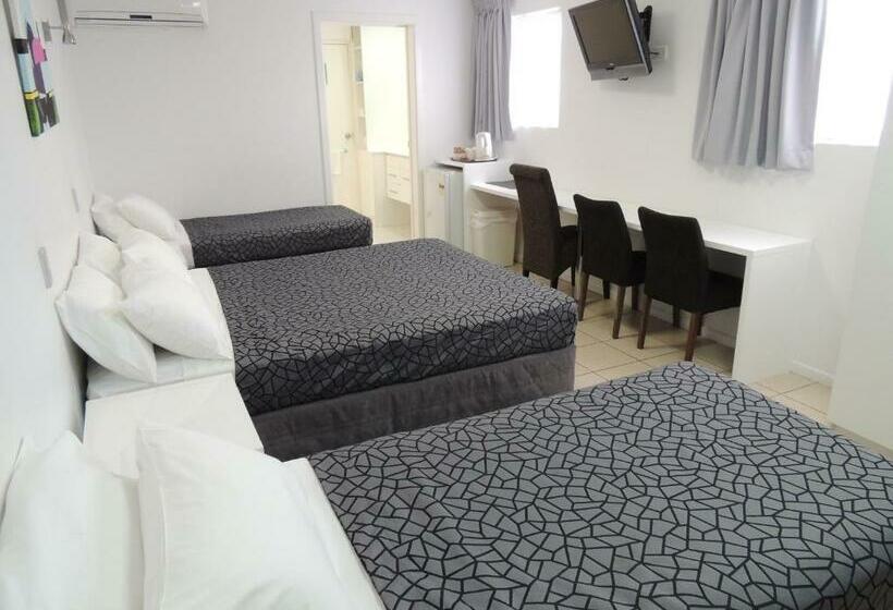 اتاق خانوادگی, Park View Motel