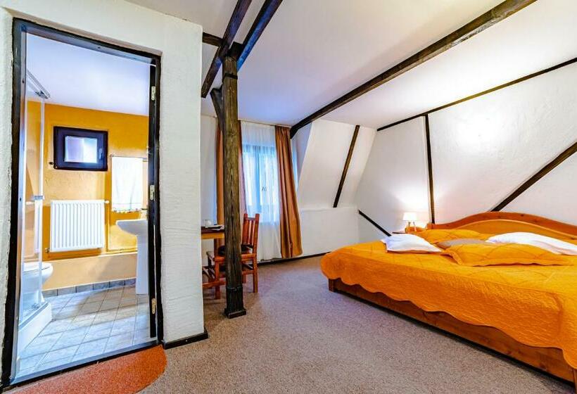 غرفة قياسية, Pensiunea Hanul Oierului