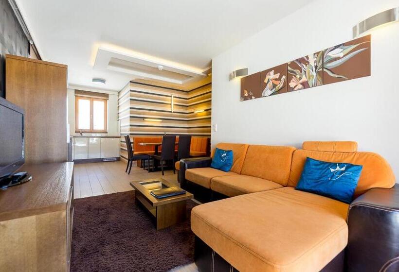 ２ベッドルームアパートメント, Sissi Park