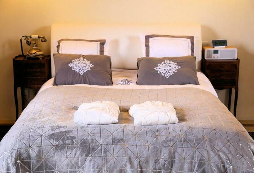 Номер Deluxe, Chateau Du Bu