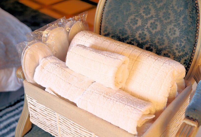 חדר דלוקס, Chateau Du Bu