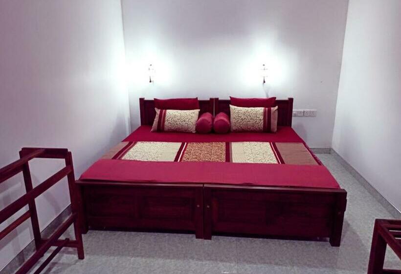 Номер Стандарт, Sath Rest