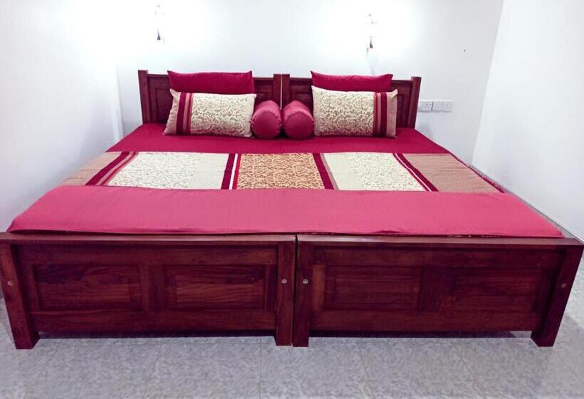 Номер Стандарт, Sath Rest