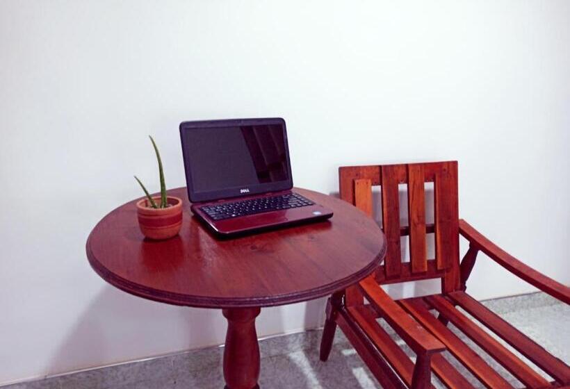 Номер Deluxe, Sath Rest